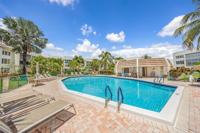 6750 Royal Palm Blvd 106E, Margate, FL 33063