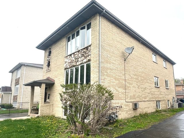 12211 S Spencer Street, Alsip, IL 60803