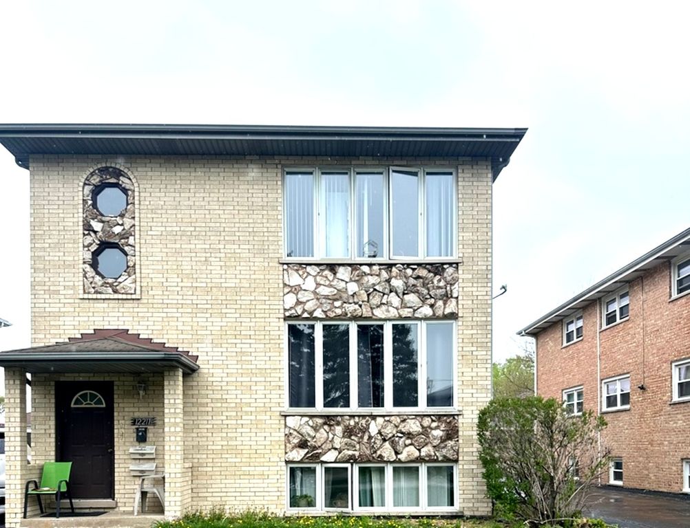 12211 S Spencer Street, Alsip, IL 60803