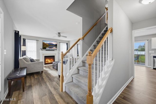 34 Eagle Lane, Halfmoon, NY 12118