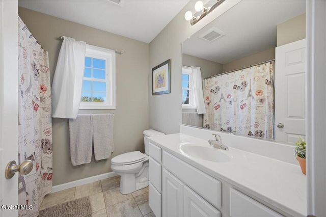 34 Eagle Lane, Halfmoon, NY 12118