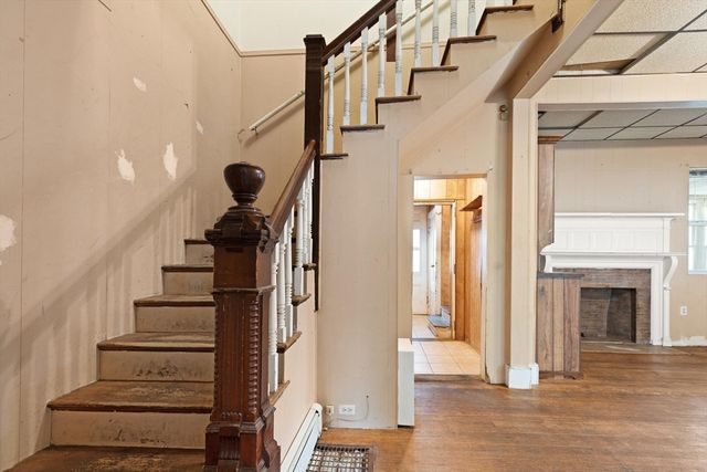 68 Murdock St, Boston, MA 02135