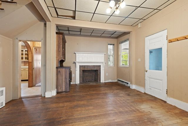 68 Murdock St, Boston, MA 02135