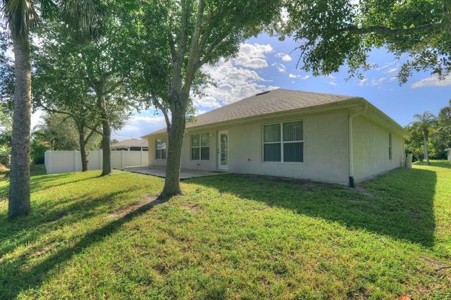 726 Beard Avenue, Sebastian, FL 32958
