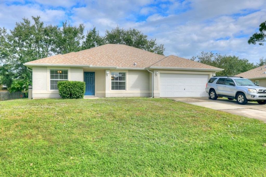 726 Beard Avenue, Sebastian, FL 32958