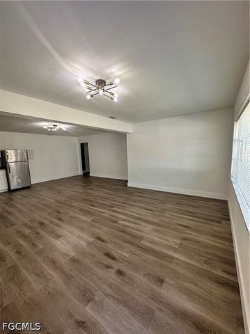 1675 Temple TER, North Fort Myers, FL 33917