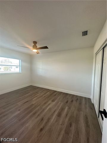 1675 Temple TER, North Fort Myers, FL 33917