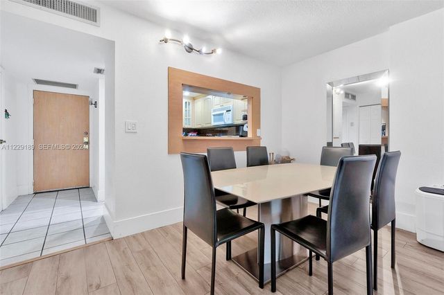 3401 N Country Club Drive 406, Aventura, FL 33180