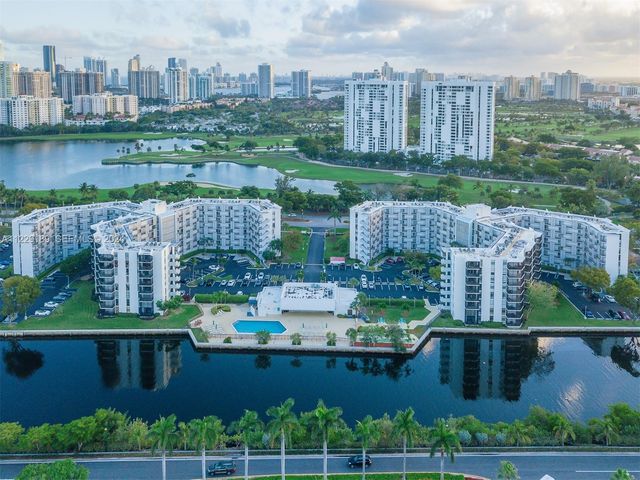 3401 N Country Club Drive 406, Aventura, FL 33180