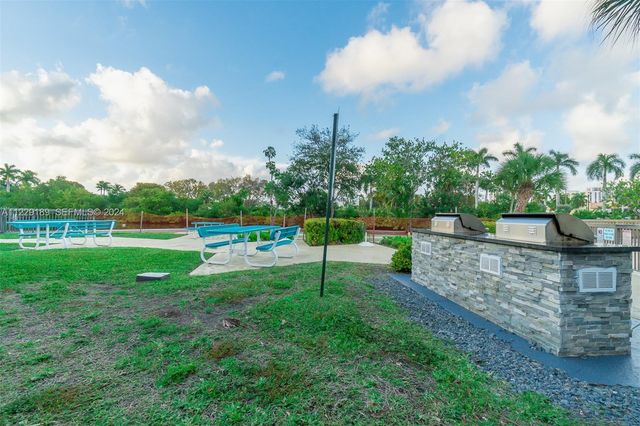 3401 N Country Club Drive 406, Aventura, FL 33180