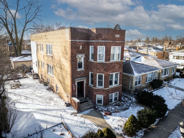 3927 Kirk Street 2, Skokie, IL 60076