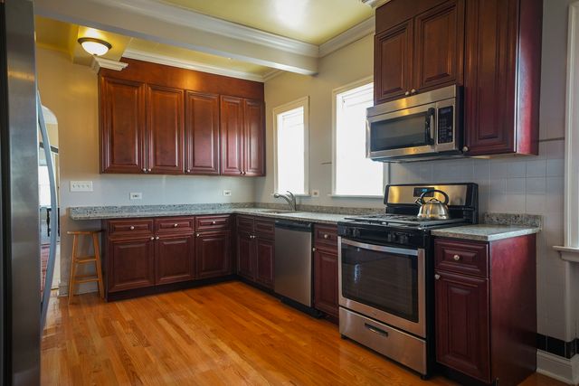 3927 Kirk Street 2, Skokie, IL 60076