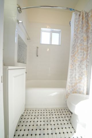 3927 Kirk Street 2, Skokie, IL 60076