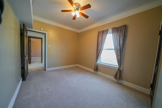 3927 Kirk Street 2, Skokie, IL 60076