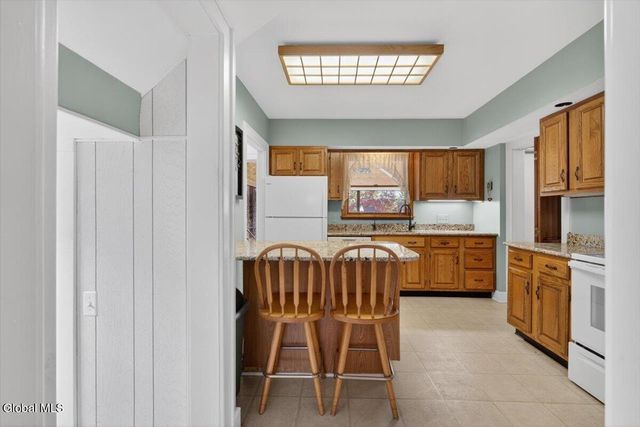 33 Washington Road, Scotia, NY 12302