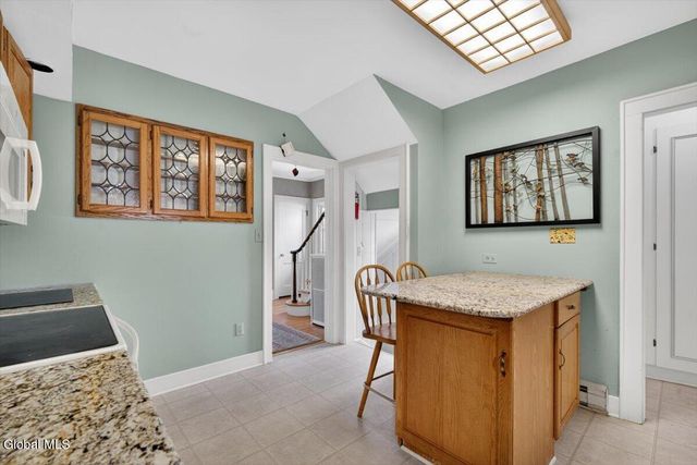 33 Washington Road, Scotia, NY 12302