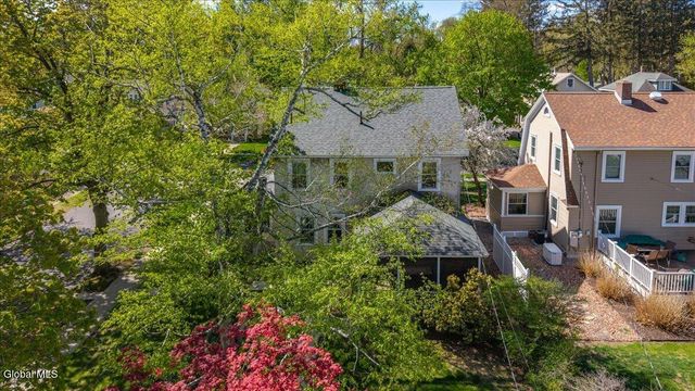 33 Washington Road, Scotia, NY 12302