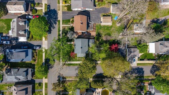 33 Washington Road, Scotia, NY 12302