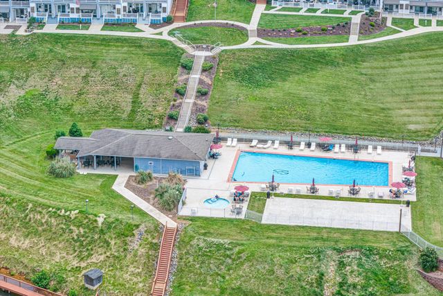 1085 Bluewater Dr Unit 120, Moneta, VA 24121