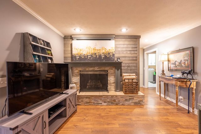 744 W Lasalle Street, Springfield, MO 65807