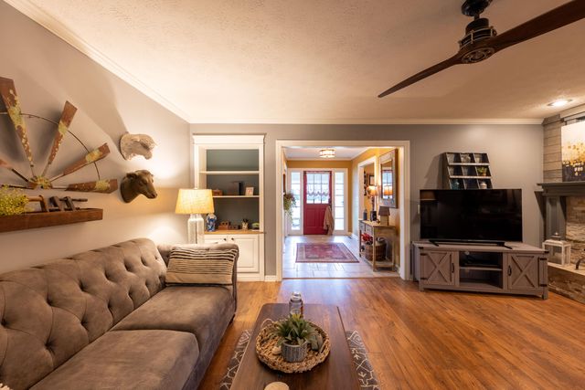 744 W Lasalle Street, Springfield, MO 65807