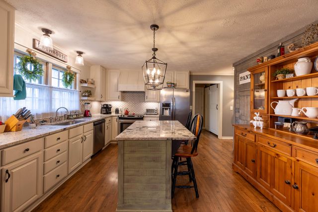 744 W Lasalle Street, Springfield, MO 65807