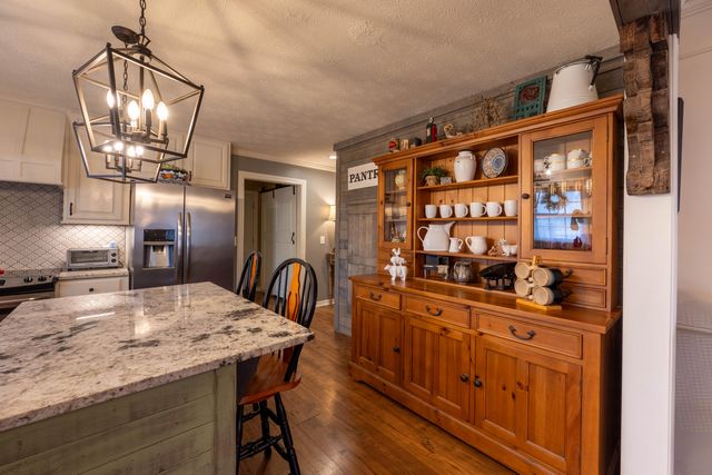 744 W Lasalle Street, Springfield, MO 65807