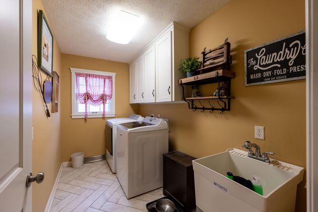 744 W Lasalle Street, Springfield, MO 65807