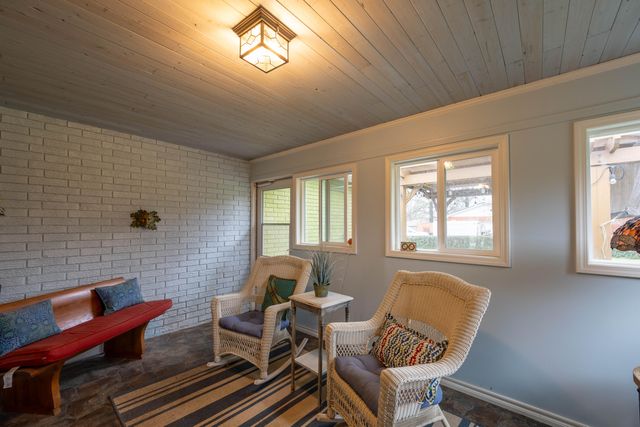 744 W Lasalle Street, Springfield, MO 65807