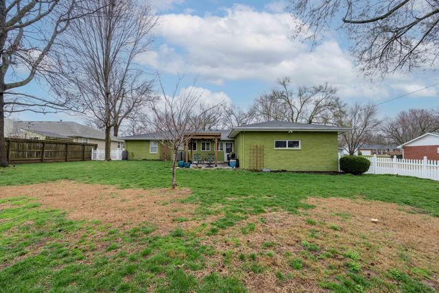 744 W Lasalle Street, Springfield, MO 65807