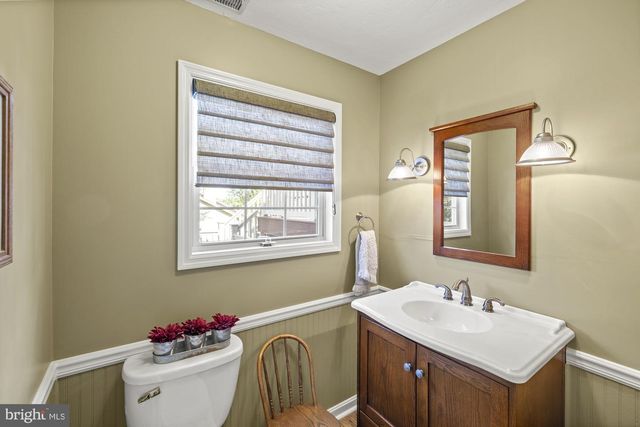 138 TWIG TER, East Berlin, PA 17316