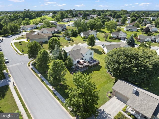 138 TWIG TER, East Berlin, PA 17316