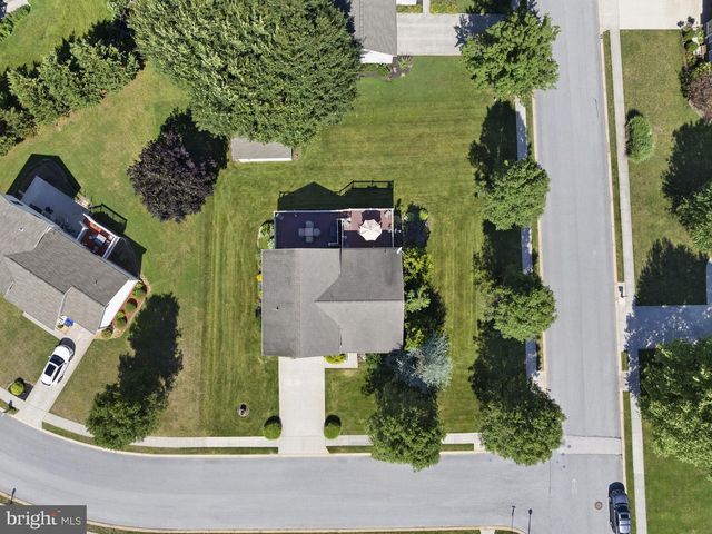 138 TWIG TER, East Berlin, PA 17316