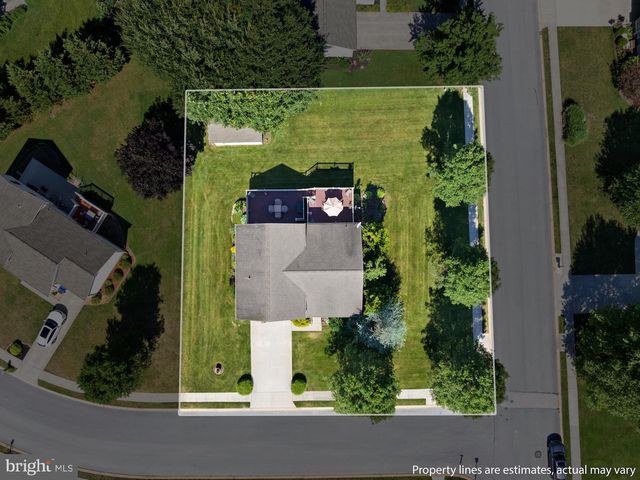 138 TWIG TER, East Berlin, PA 17316