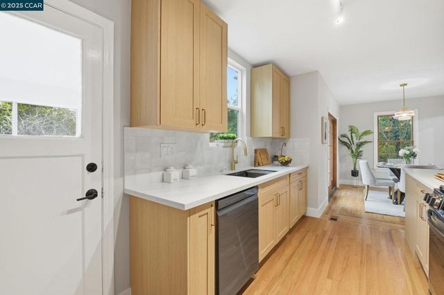 4461 Alhambra Way, Martinez, CA 94553