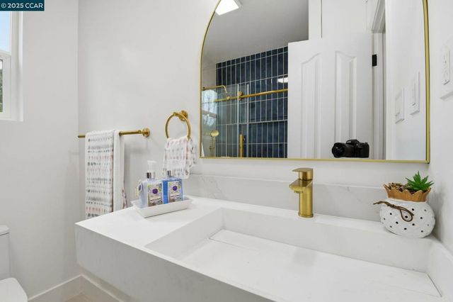 4461 Alhambra Way, Martinez, CA 94553