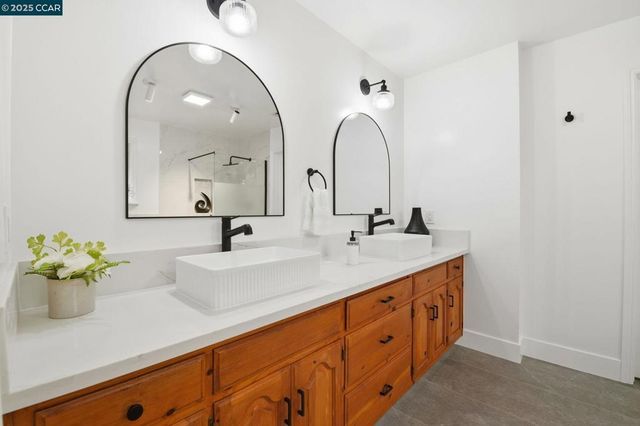 4461 Alhambra Way, Martinez, CA 94553