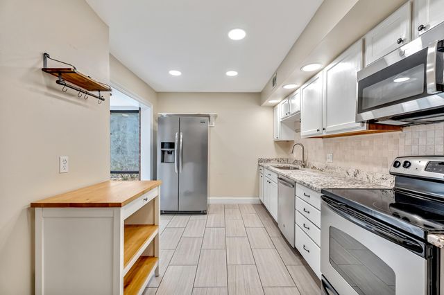 613 Caribbean Way, Niceville, FL 32578