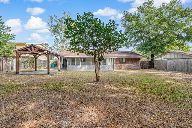 613 Caribbean Way, Niceville, FL 32578