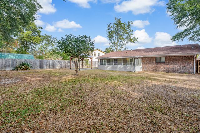 613 Caribbean Way, Niceville, FL 32578