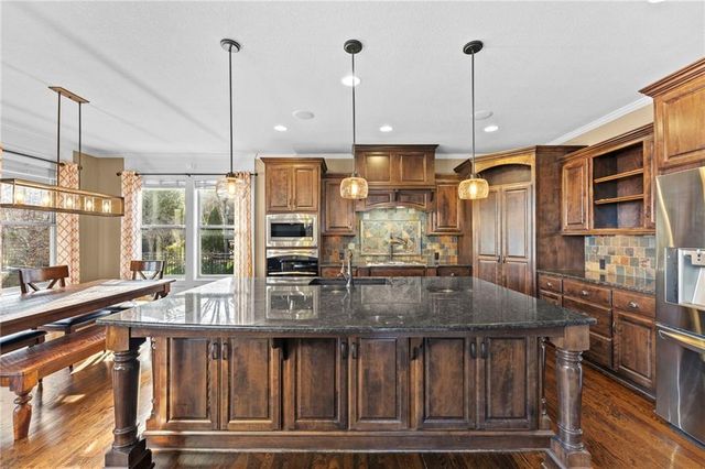 9641 Inspiration Street, Lenexa, KS 66227