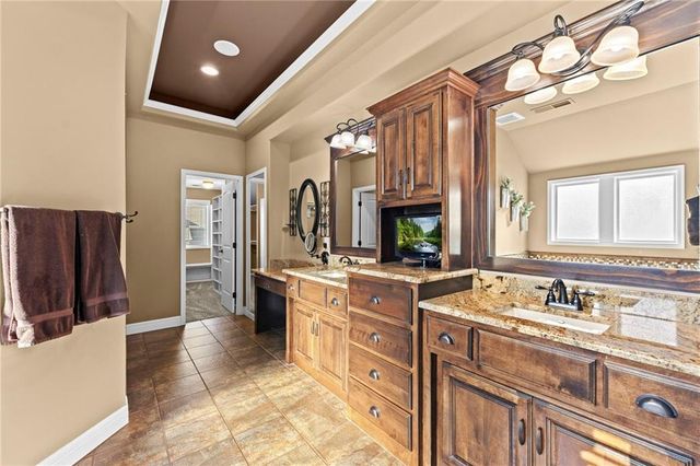 9641 Inspiration Street, Lenexa, KS 66227