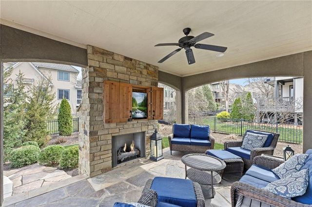 9641 Inspiration Street, Lenexa, KS 66227