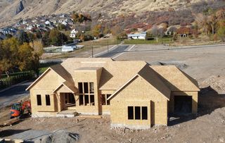 2213 E 850 S, Springville, UT 84663