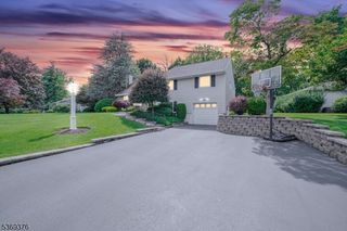 97 Green Knolls Dr, Wayne Twp., NJ 07470