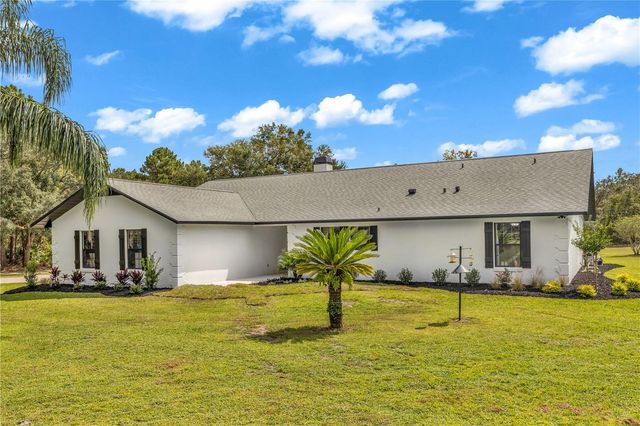 209 OAKAPPLE TRAIL, Lake Helen, FL 32744