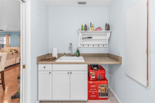 209 OAKAPPLE TRAIL, Lake Helen, FL 32744