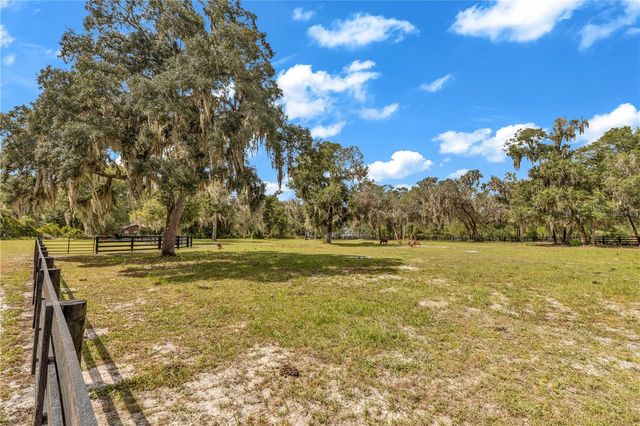 209 OAKAPPLE TRAIL, Lake Helen, FL 32744