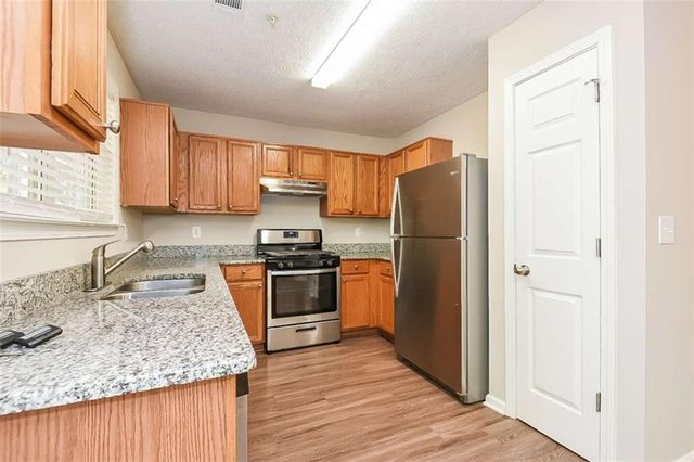 1305 Glenover Way, Marietta, GA 30062