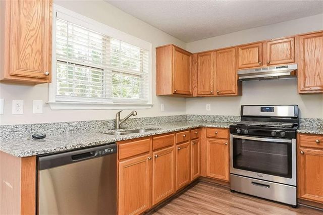 1305 Glenover Way, Marietta, GA 30062